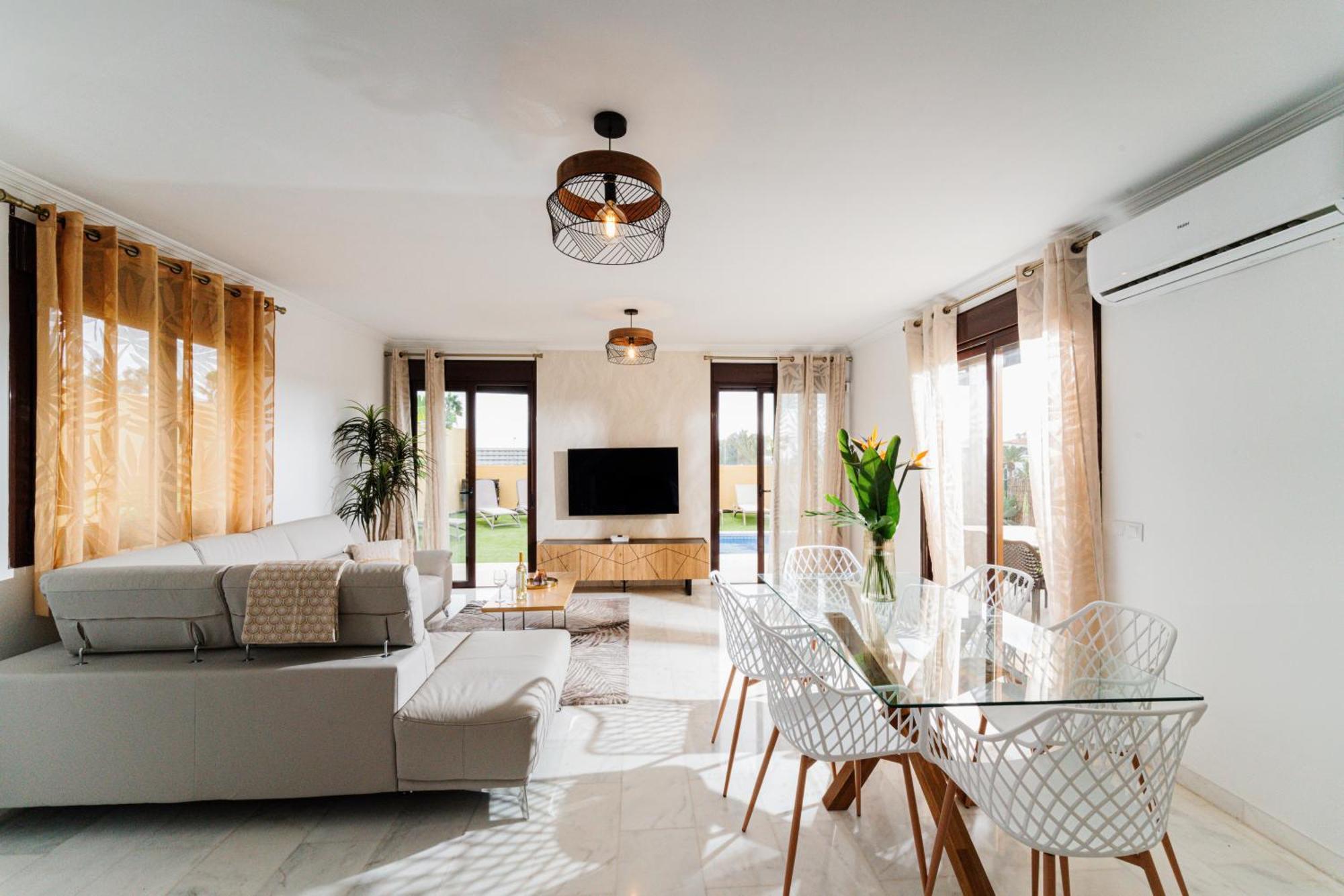 Villa With 4 Bedrooms And Private Heated Pool San Miguel de Abona Bagian luar foto